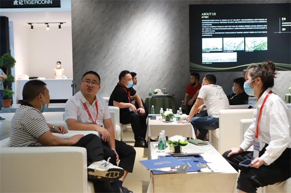 易高家居廣州建博會(huì)